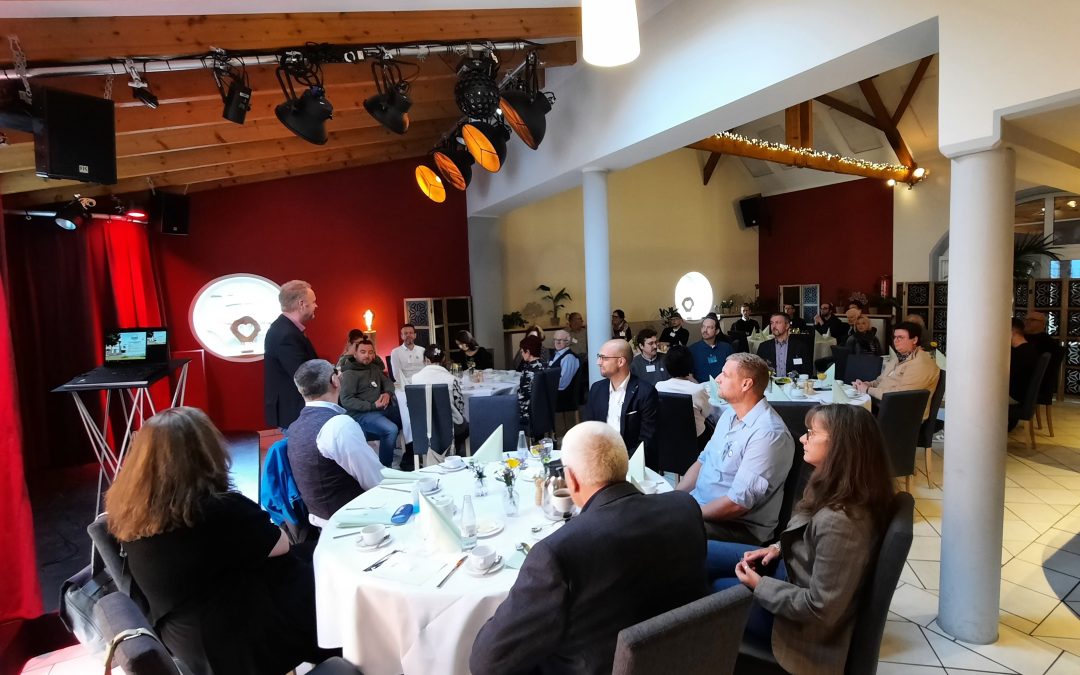 Unternehmerfrühstück in Alpen: Austausch, Impulse und ein Blick in die Zukunft