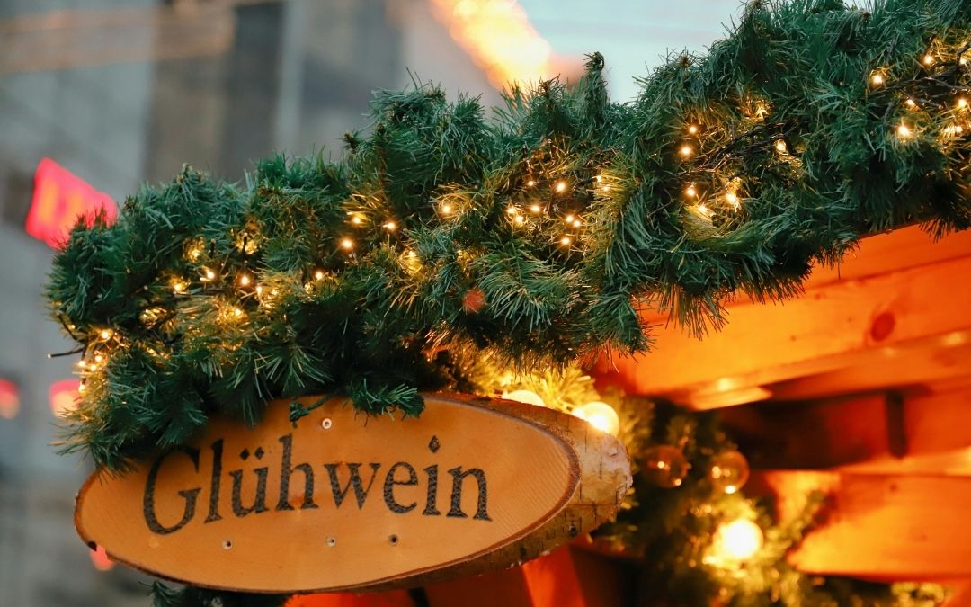 Nikolausmarkt Alpen 2025 – Adventszauber im und rund um das Rathaus