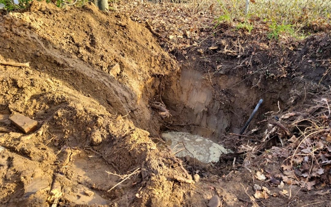 Wasserleitung im Memoriamgarten auf dem Friedhof Alpen beschädigt
