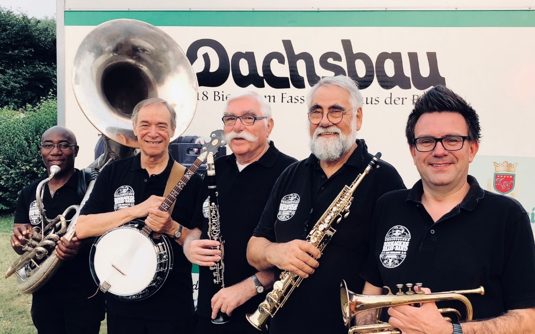 Jazzfrühschoppen in Alpen 2026 mit der Schmackes Brass Band