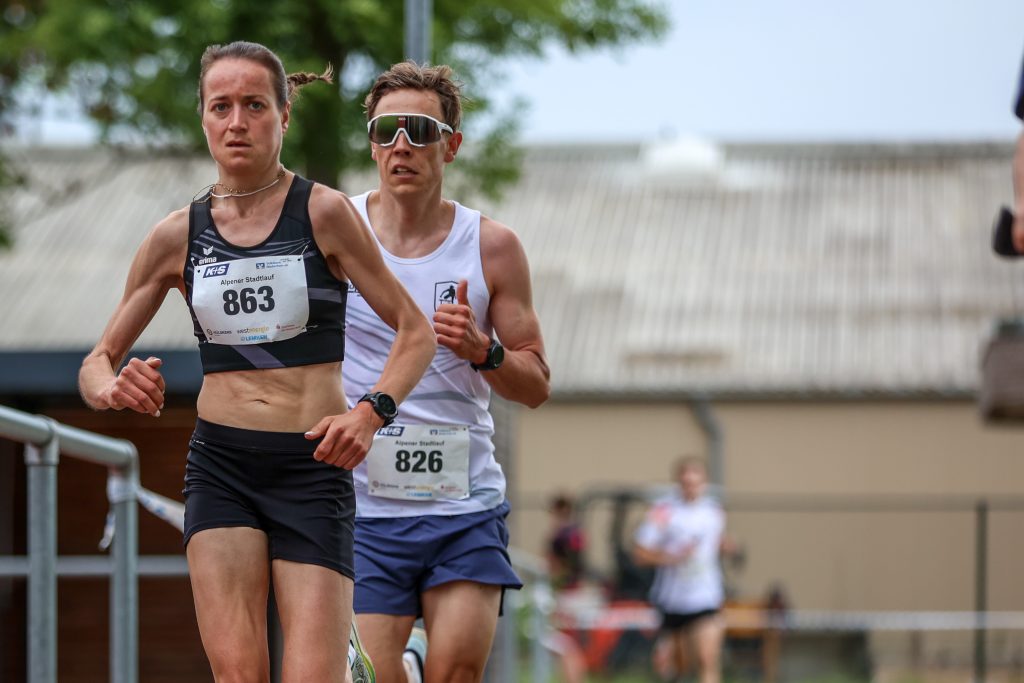 Carolin Joeken gewinnt 5km-Lauf der Frauen