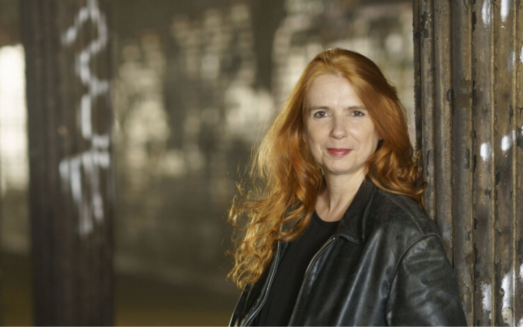 Am 09.10.26 in Alpen: Anette Daugardt bringt Stefan Zweigs Klassiker auf die BĂźhne